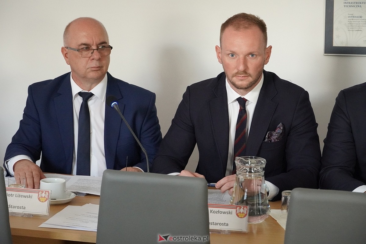 III sesja Rady Powiatu w Ostrołęce [25.06.2024] - zdjęcie #5 - eOstroleka.pl