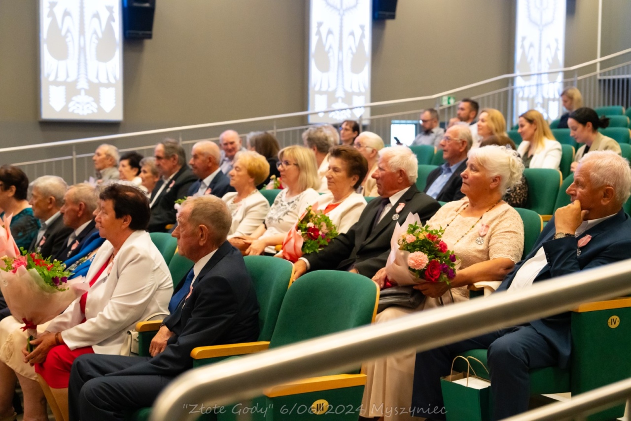 Złote Gody w Myszyńcu [25.06.2024] - zdjęcie #13 - eOstroleka.pl
