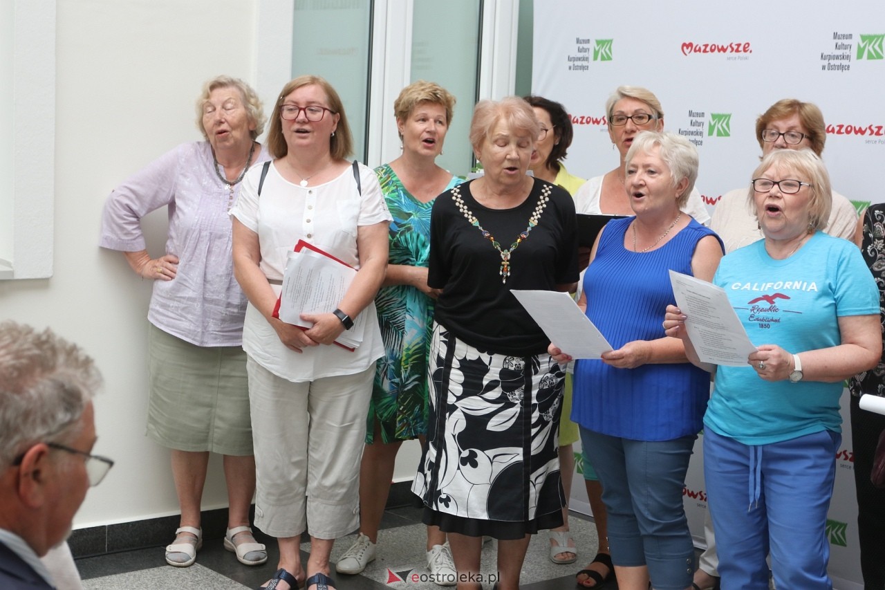 Wystawa malarstwa Zofii Stanowskiej [25.06.2024] - zdjęcie #21 - eOstroleka.pl