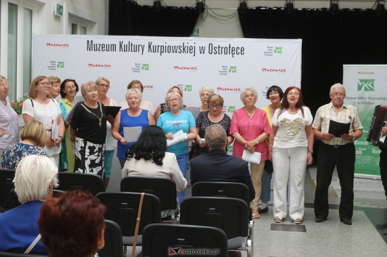 Wystawa malarstwa Zofii Stanowskiej [25.06.2024] - zdjęcie #20 - eOstroleka.pl