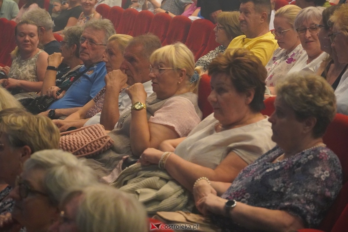 Koncert Żywioły Mazowsza. Piosenka jest dobra na wszystko w OCK [25.06.2024] - zdjęcie #55 - eOstroleka.pl