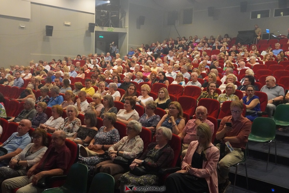 Koncert Żywioły Mazowsza. Piosenka jest dobra na wszystko w OCK [25.06.2024] - zdjęcie #40 - eOstroleka.pl