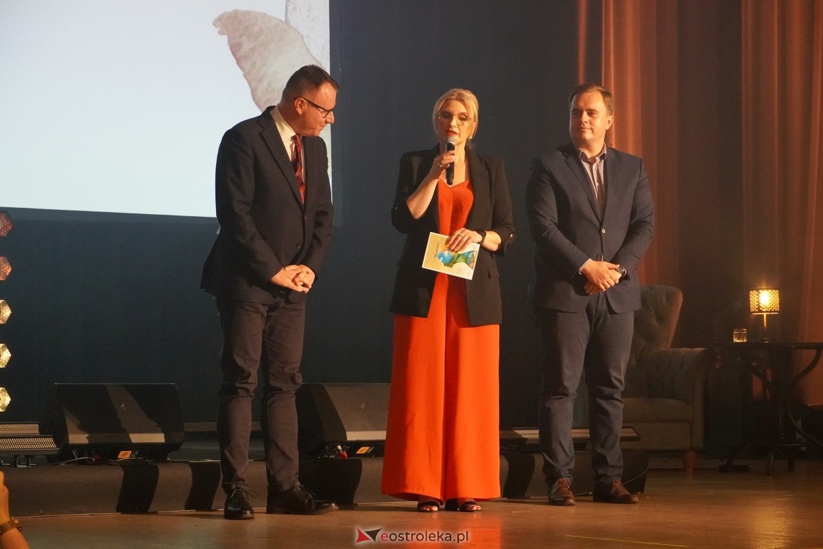 Koncert Żywioły Mazowsza. Piosenka jest dobra na wszystko w OCK [25.06.2024] - zdjęcie #34 - eOstroleka.pl