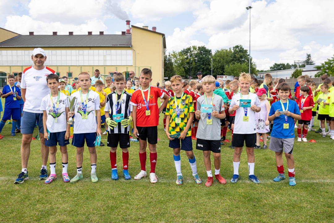 Sportowe Wakacje w Mieście 2024. Turnieje piłki nożnej dzikich drużyn - zdjęcie #71 - eOstroleka.pl