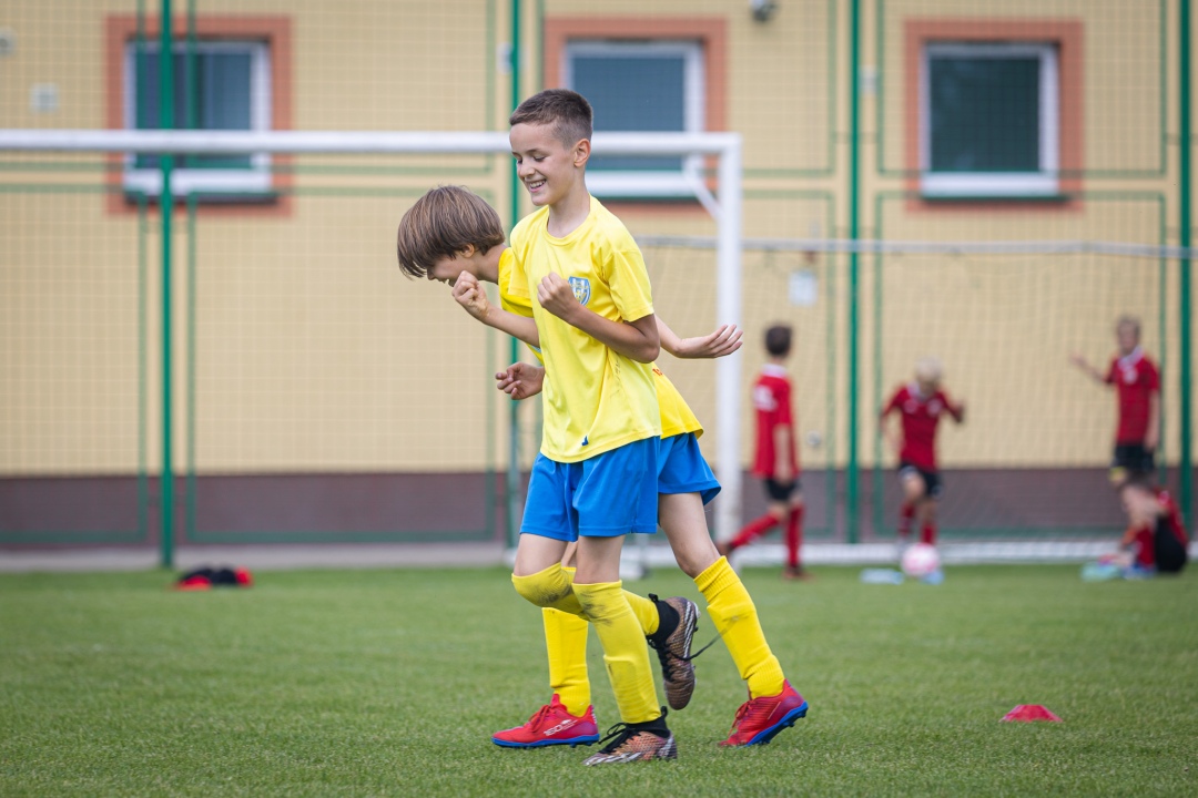 Sportowe Wakacje w Mieście 2024. Turnieje piłki nożnej dzikich drużyn - zdjęcie #101 - eOstroleka.pl