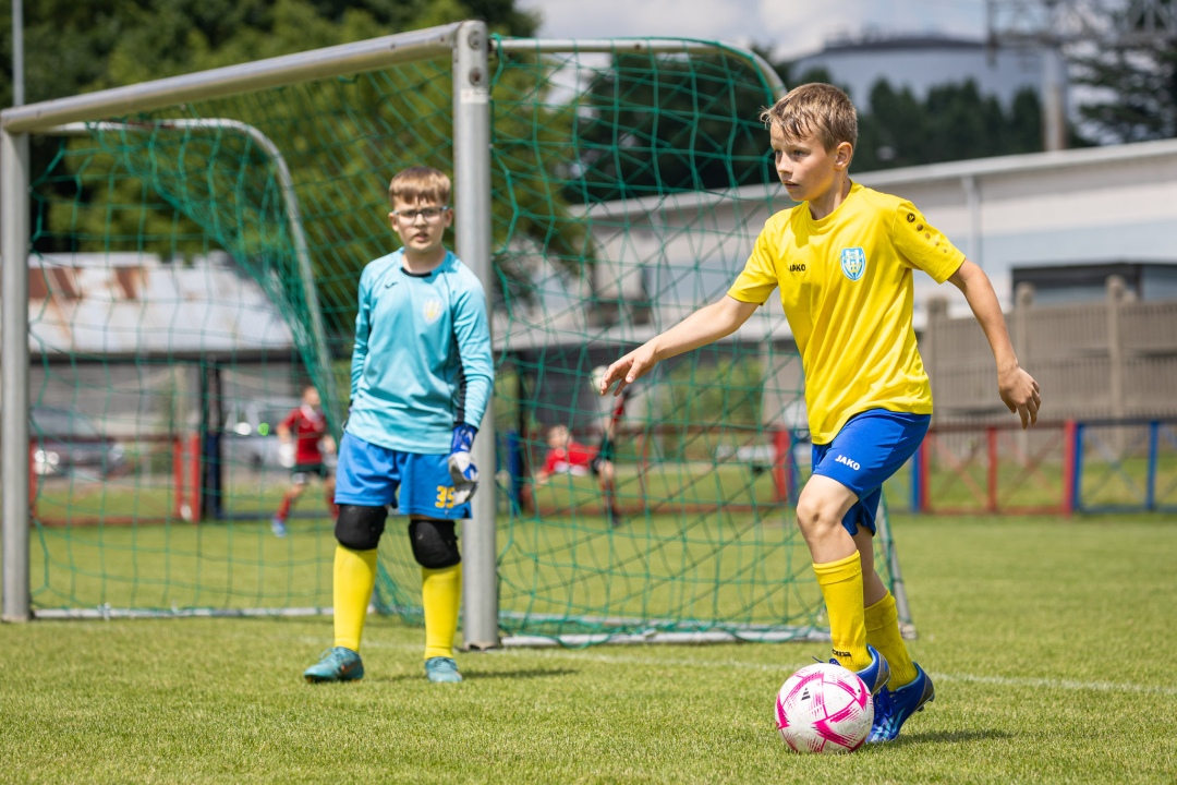 Sportowe Wakacje w Mieście 2024. Turnieje piłki nożnej dzikich drużyn - zdjęcie #52 - eOstroleka.pl