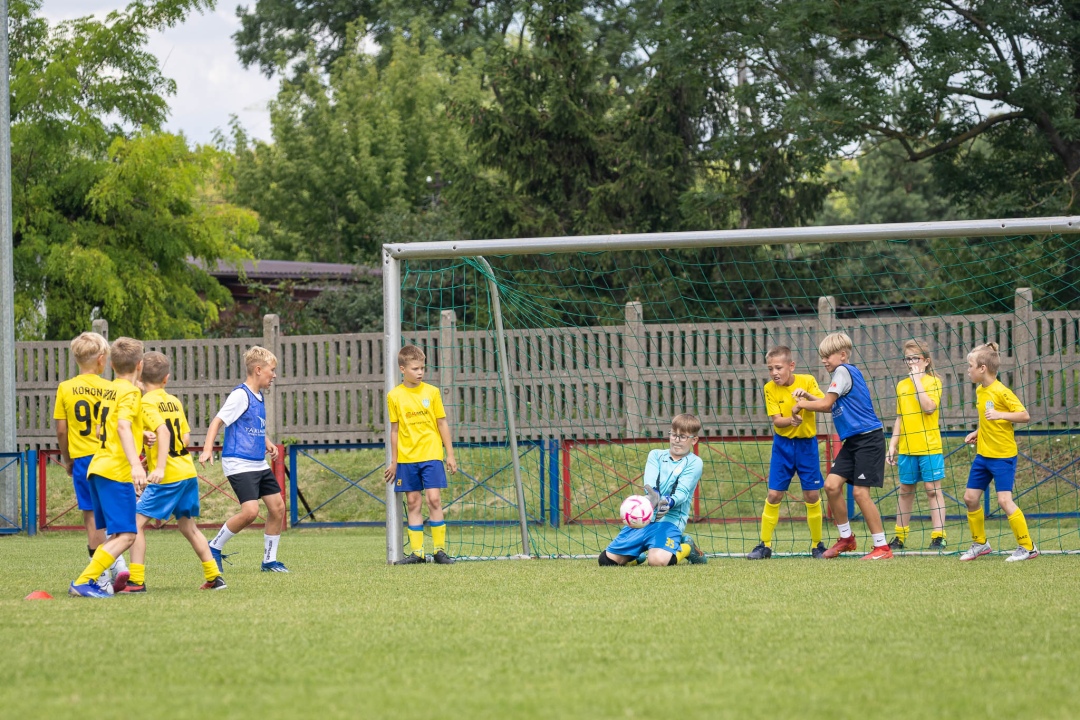 Sportowe Wakacje w Mieście 2024. Turnieje piłki nożnej dzikich drużyn - zdjęcie #47 - eOstroleka.pl