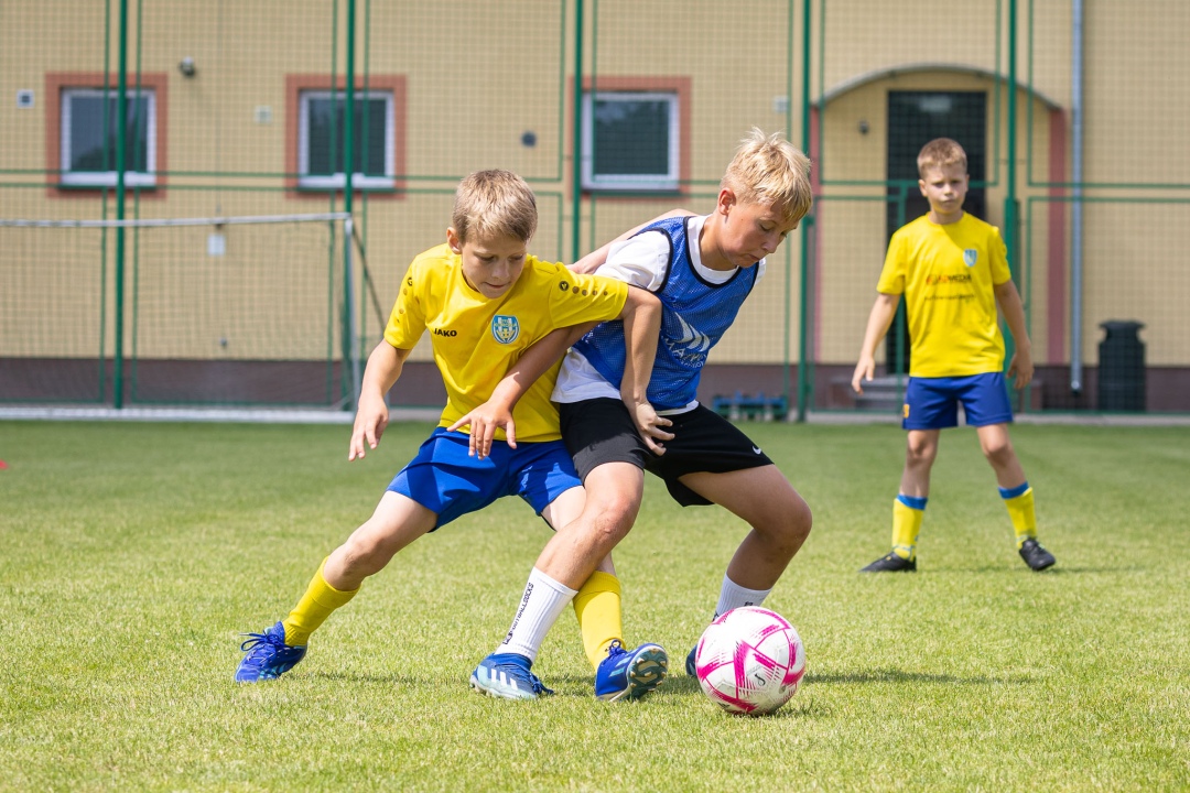 Sportowe Wakacje w Mieście 2024. Turnieje piłki nożnej dzikich drużyn - zdjęcie #43 - eOstroleka.pl