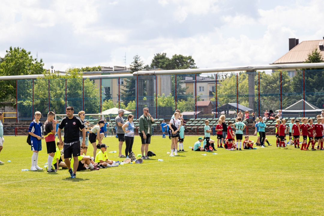 Sportowe Wakacje w Mieście 2024. Turnieje piłki nożnej dzikich drużyn - zdjęcie #42 - eOstroleka.pl