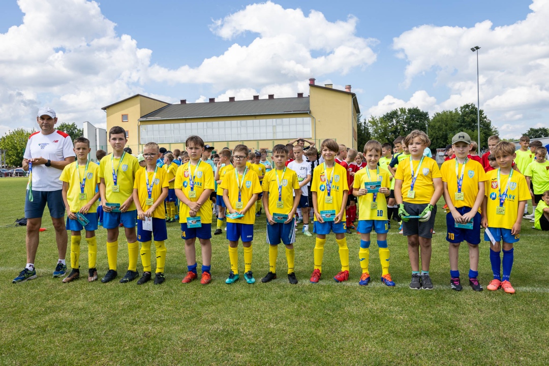 Sportowe Wakacje w Mieście 2024. Turnieje piłki nożnej dzikich drużyn - zdjęcie #14 - eOstroleka.pl
