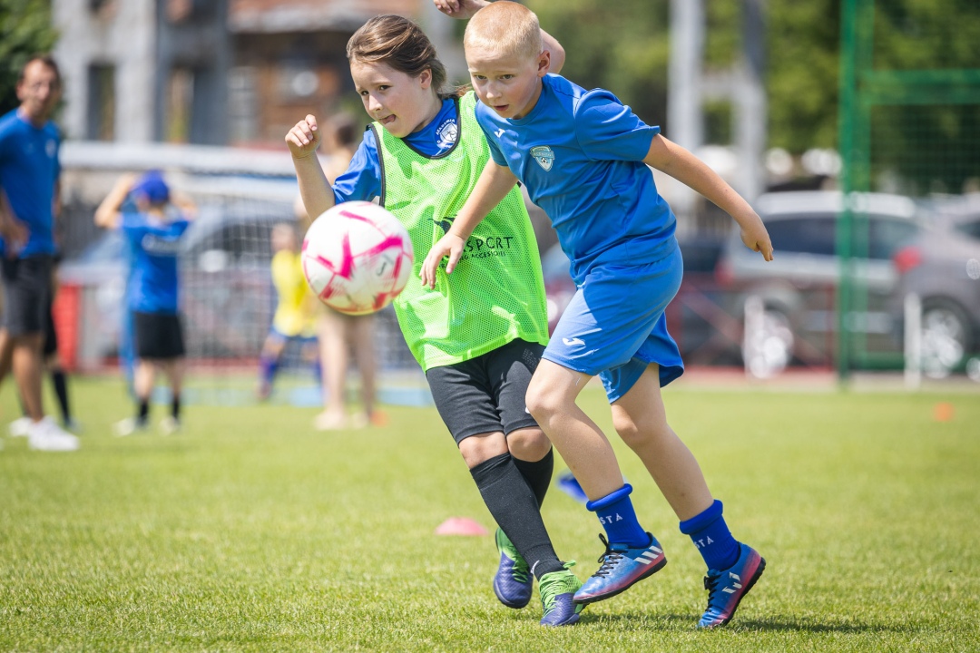 Sportowe Wakacje w Mieście - piłka nożna - zdjęcie #92 - eOstroleka.pl