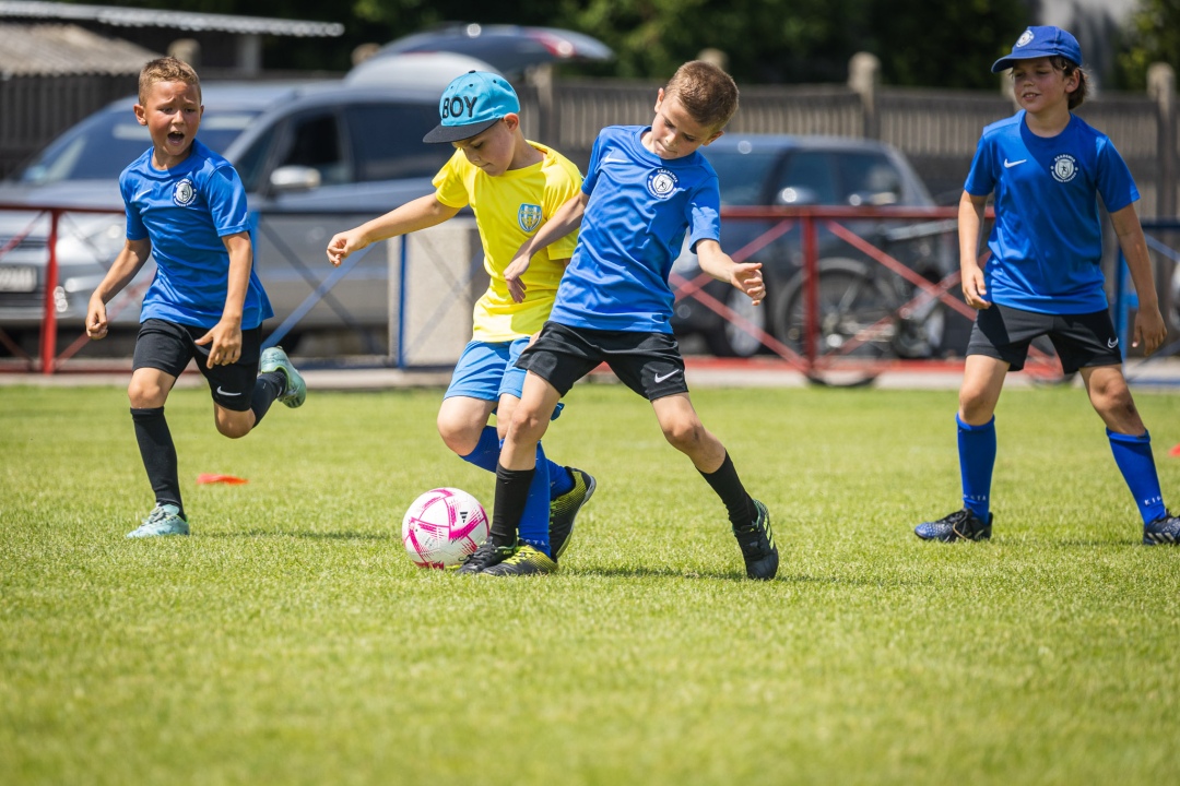 Sportowe Wakacje w Mieście - piłka nożna - zdjęcie #85 - eOstroleka.pl