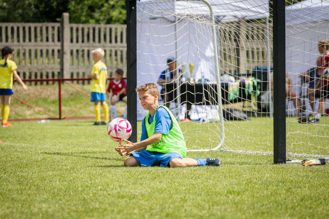 Sportowe Wakacje w Mieście - piłka nożna - zdjęcie #71 - eOstroleka.pl
