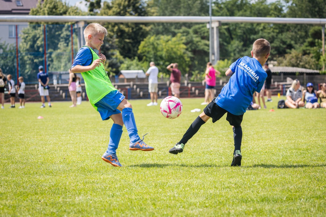Sportowe Wakacje w Mieście - piłka nożna - zdjęcie #66 - eOstroleka.pl