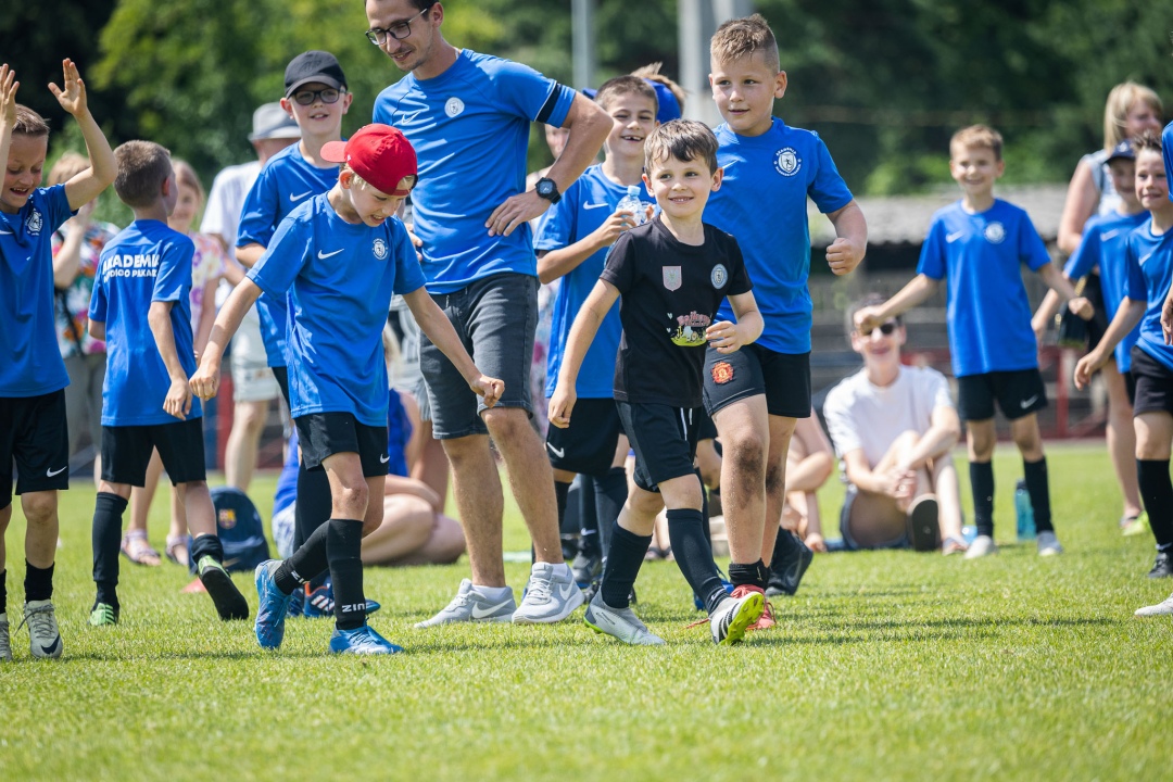 Sportowe Wakacje w Mieście - piłka nożna - zdjęcie #53 - eOstroleka.pl