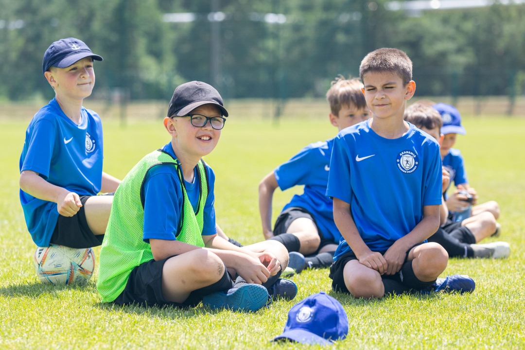 Sportowe Wakacje w Mieście - piłka nożna - zdjęcie #23 - eOstroleka.pl