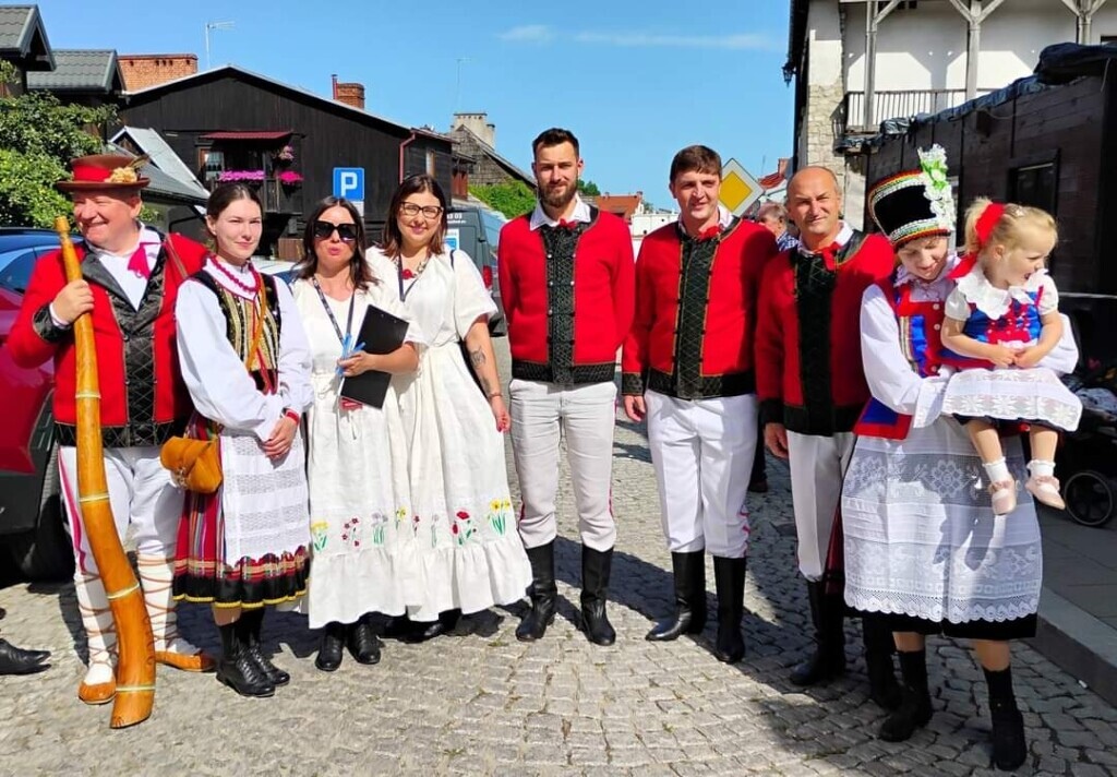 58. Ogólnopolski Festiwal Kapel i Śpiewaków Ludowych w Kazimierzu Dolnym [27.06.2024] - zdjęcie #4 - eOstroleka.pl