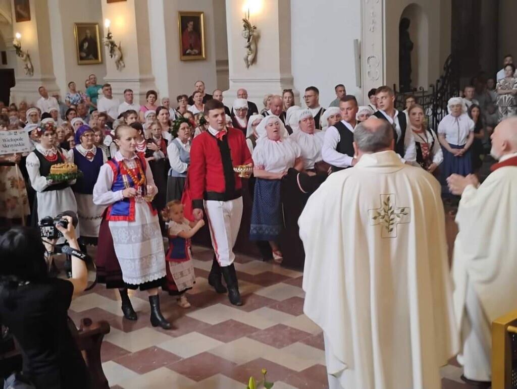 58. Ogólnopolski Festiwal Kapel i Śpiewaków Ludowych w Kazimierzu Dolnym [27.06.2024] - zdjęcie #3 - eOstroleka.pl