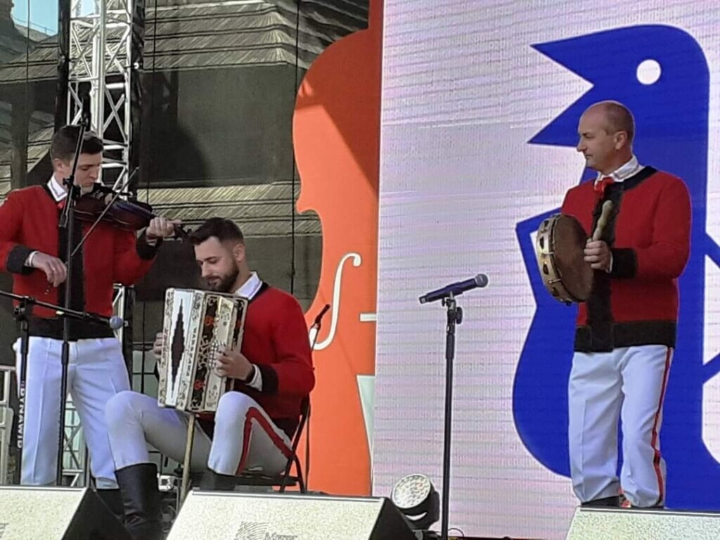 58. Ogólnopolski Festiwal Kapel i Śpiewaków Ludowych w Kazimierzu Dolnym [27.06.2024] - zdjęcie #1 - eOstroleka.pl