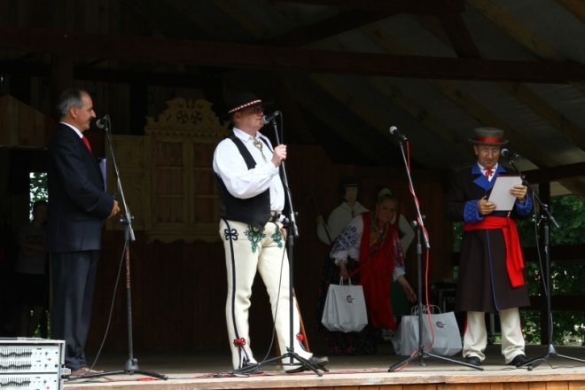 Święto Folkloru Kurpiowskiego:Wojna Kurpiów z Góralami - zdjęcie #40 - eOstroleka.pl