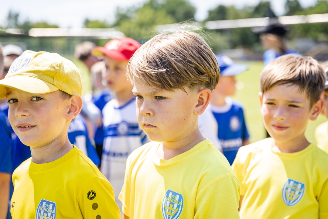 Sportowe Wakacje w Mieście 2024. Turnieje piłki nożnej dzikich drużyn (dzień trzeci) - zdjęcie #35 - eOstroleka.pl