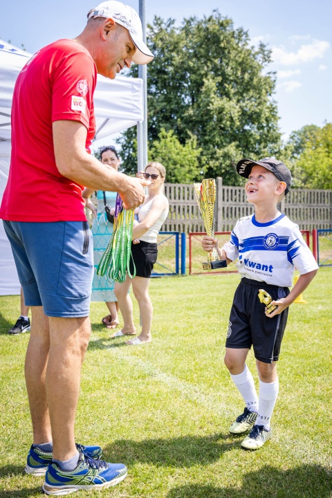 Sportowe Wakacje w Mieście 2024. Turnieje piłki nożnej dzikich drużyn (dzień trzeci) - zdjęcie #9 - eOstroleka.pl