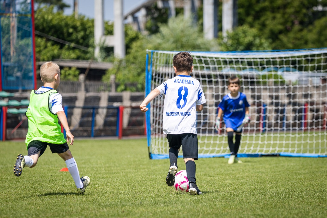 Sportowe Wakacje w Mieście 2024. Turnieje piłki nożnej dzikich drużyn (dzień trzeci) - zdjęcie #3 - eOstroleka.pl