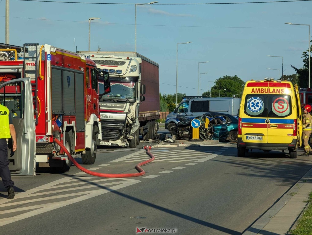 Wypadek na Ostrowskiej w Ostrołęce [29.06.2024] - zdjęcie #29 - eOstroleka.pl