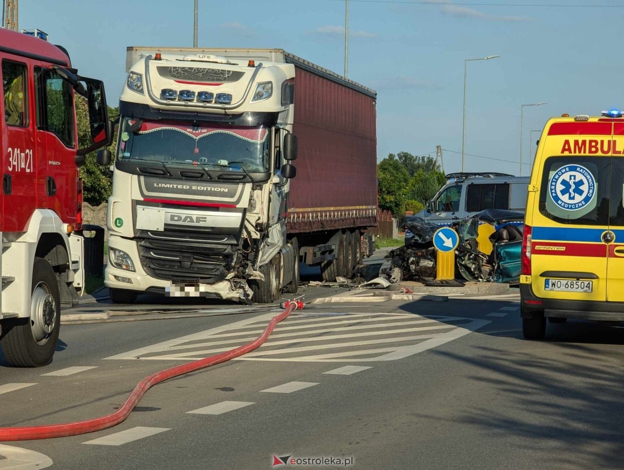 Wypadek na Ostrowskiej w Ostrołęce [29.06.2024] - zdjęcie #25 - eOstroleka.pl