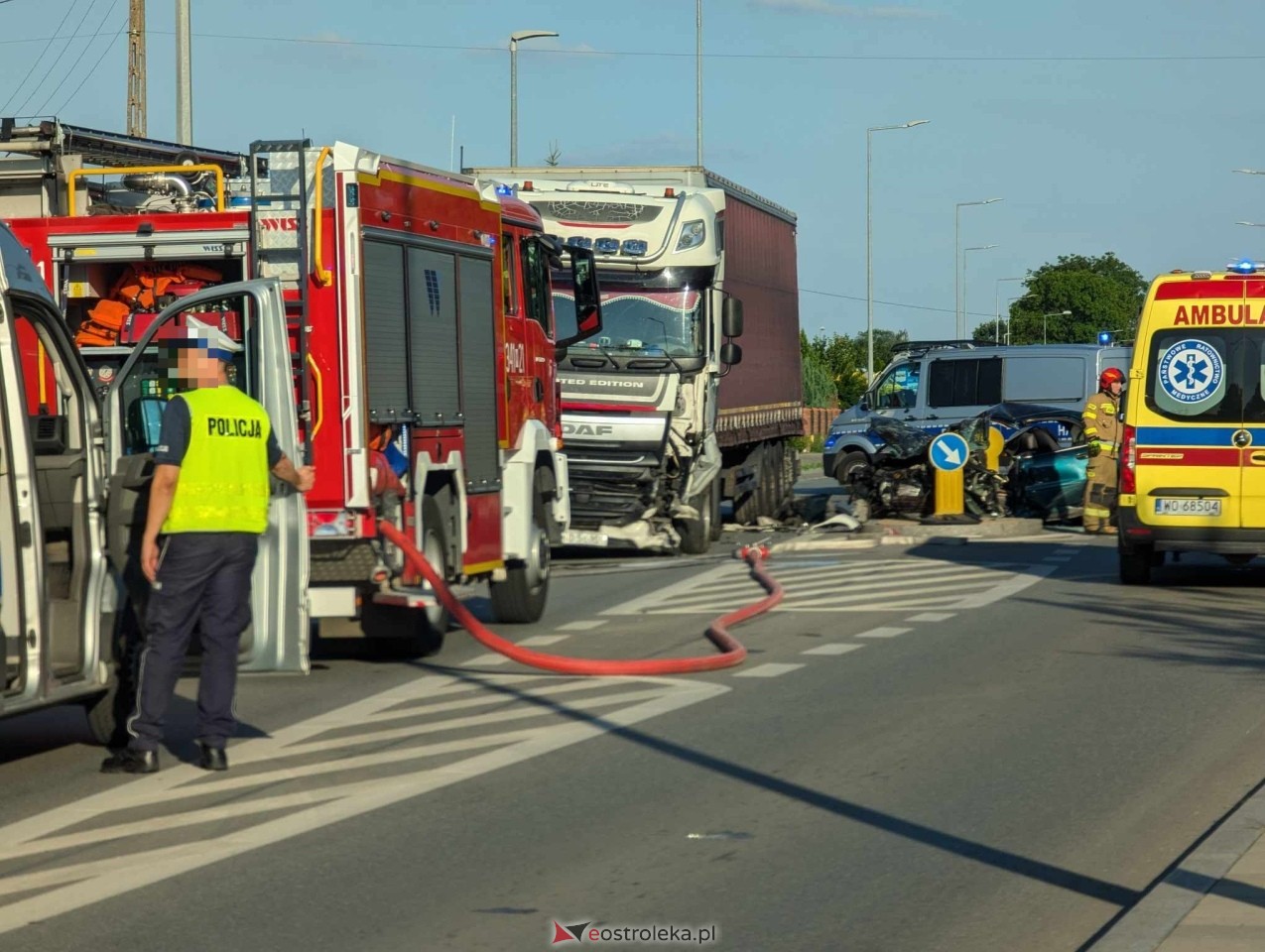 Wypadek na Ostrowskiej w Ostrołęce [29.06.2024] - zdjęcie #21 - eOstroleka.pl