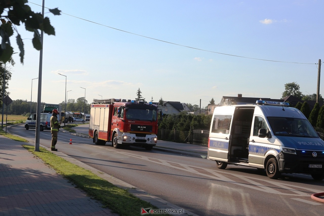 Wypadek na Ostrowskiej w Ostrołęce [29.06.2024] - zdjęcie #9 - eOstroleka.pl