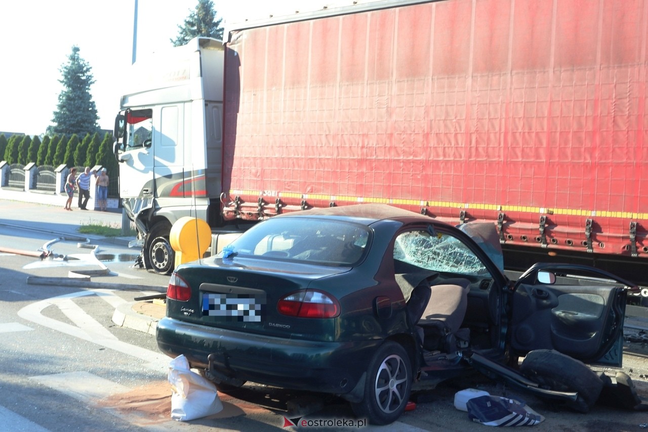 Wypadek na Ostrowskiej w Ostrołęce [29.06.2024] - zdjęcie #5 - eOstroleka.pl