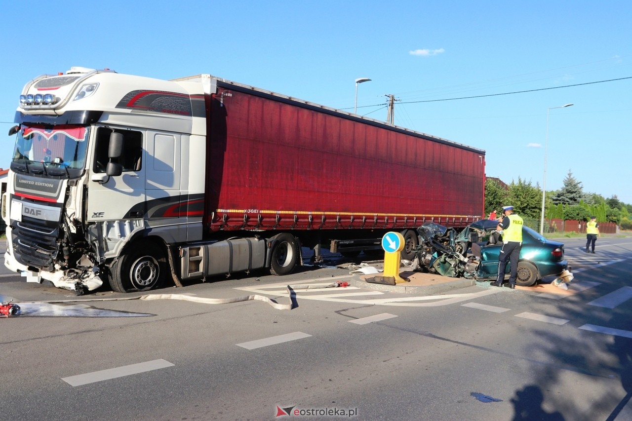 Wypadek na Ostrowskiej w Ostrołęce [29.06.2024] - zdjęcie #1 - eOstroleka.pl
