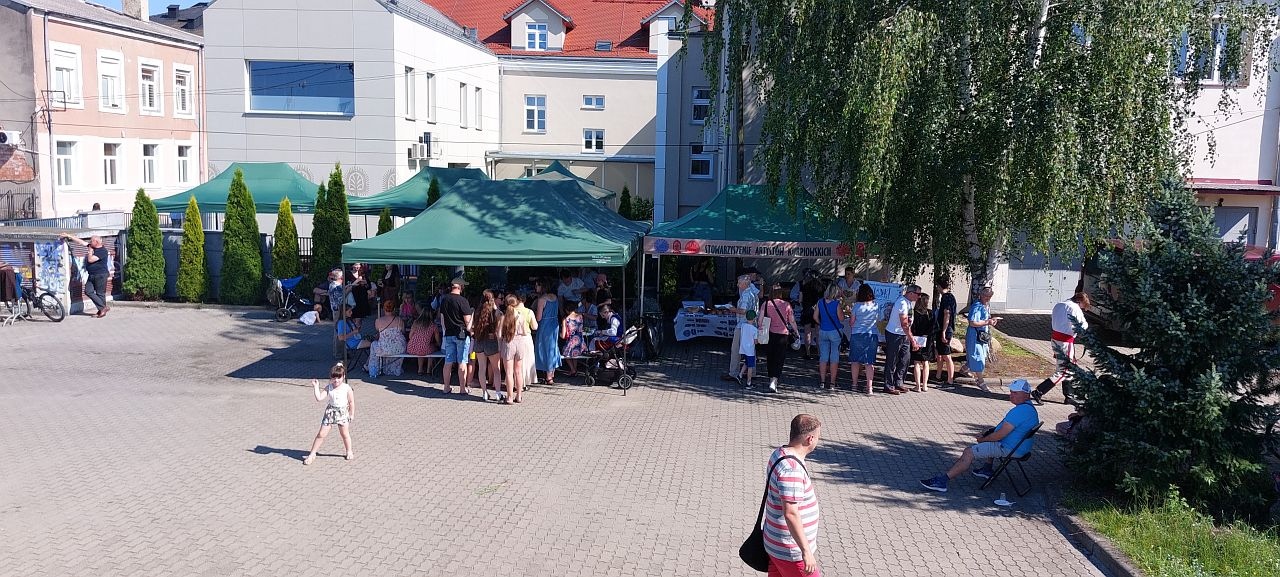 „Wianki dla Kurpianki” przy Muzeum Kultury Kurpiowskiej [29.06.24] - zdjęcie #11 - eOstroleka.pl