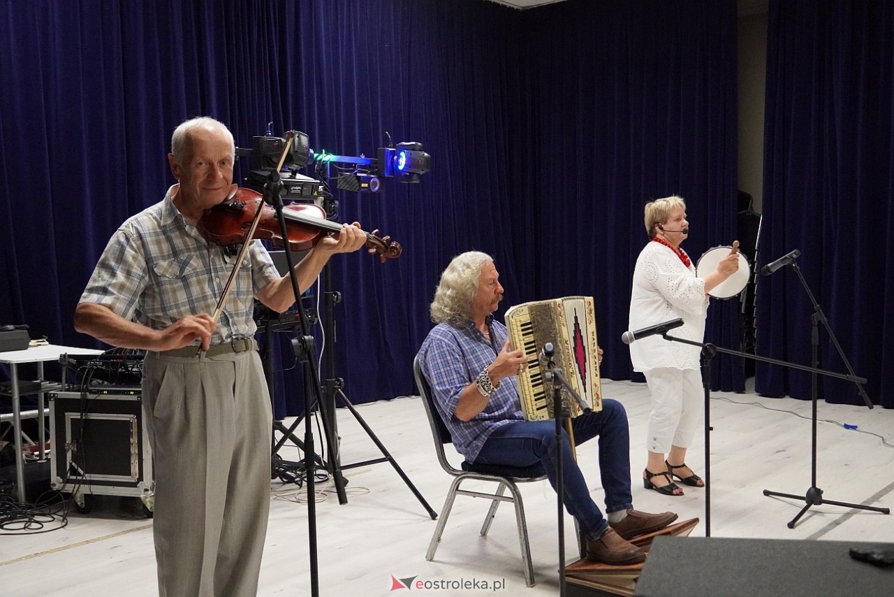 Potańcówka na ludowo w Goworowie [29.06.2024] - zdjęcie #9 - eOstroleka.pl