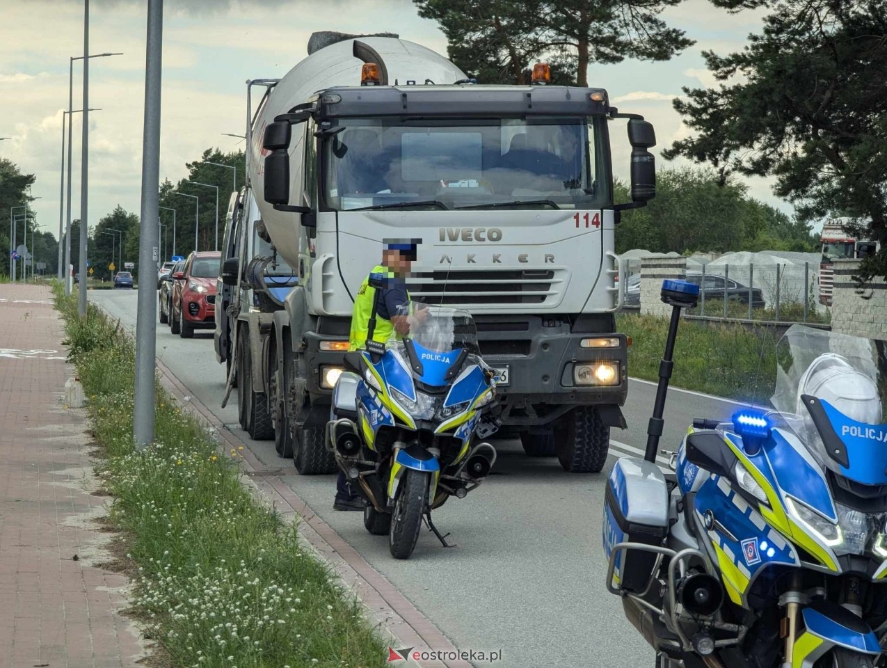 Wypadek w Krukach [3.07.2024] - zdjęcie #4 - eOstroleka.pl
