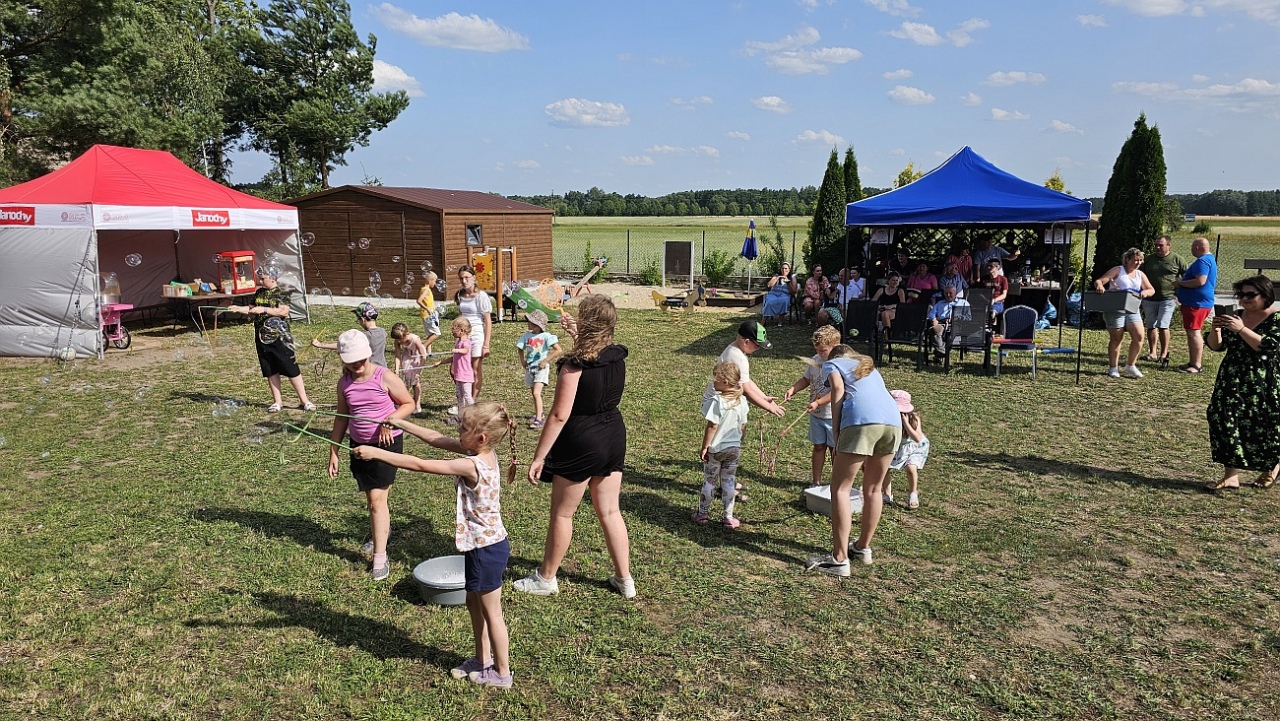 Piknik wioskowy w Janochach - zdjęcie #2 - eOstroleka.pl