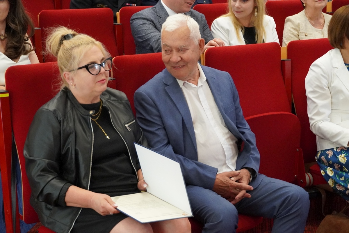 Rozdanie dyplomów absolwentom WSAP w Ostrołęce [05.07.2024] - zdjęcie #132 - eOstroleka.pl