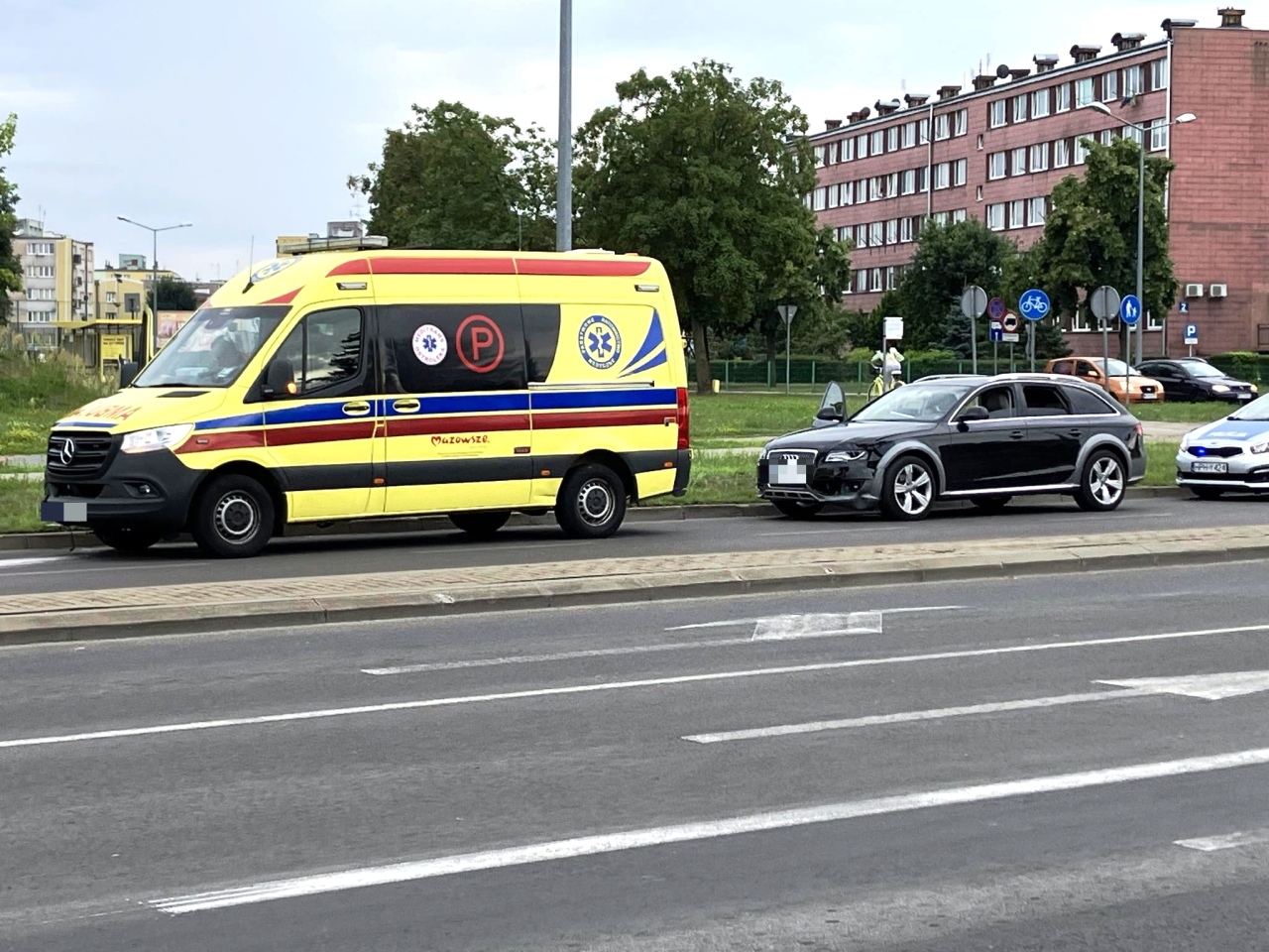 Zderzenie przy Traugutta/Witosa [07.07.2024] - zdjęcie #3 - eOstroleka.pl