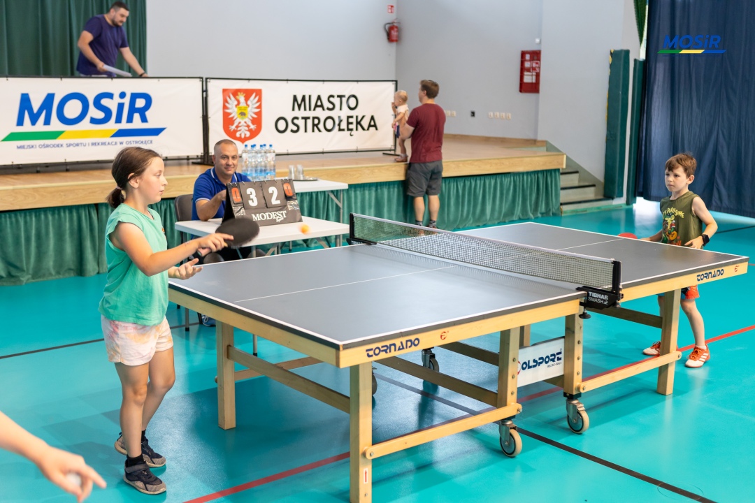 Turniej tenisa stołowego w ramach Sportowych Wakacji w Mieście 2024 - zdjęcie #5 - eOstroleka.pl
