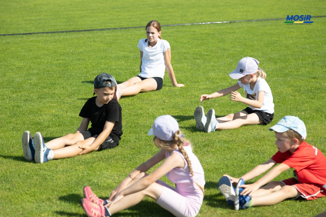 Sportowe Wakacje w Mieście - lekkoatletyka - zdjęcie #16 - eOstroleka.pl