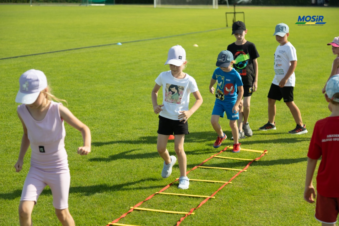 Sportowe Wakacje w Mieście - lekkoatletyka - zdjęcie #3 - eOstroleka.pl