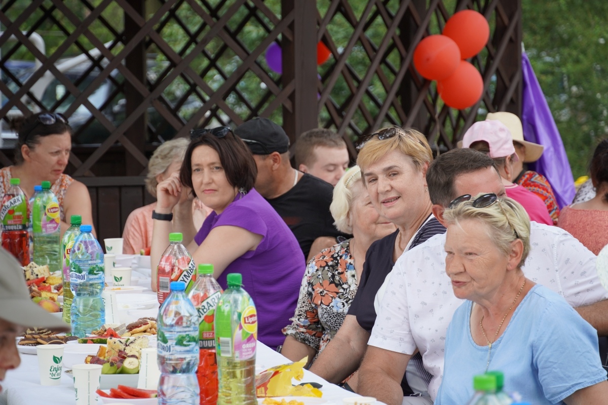 Dzień Rodziny w Środowiskowym Domu Samopomocy w Czarnowie [11.07.2024] - zdjęcie #49 - eOstroleka.pl