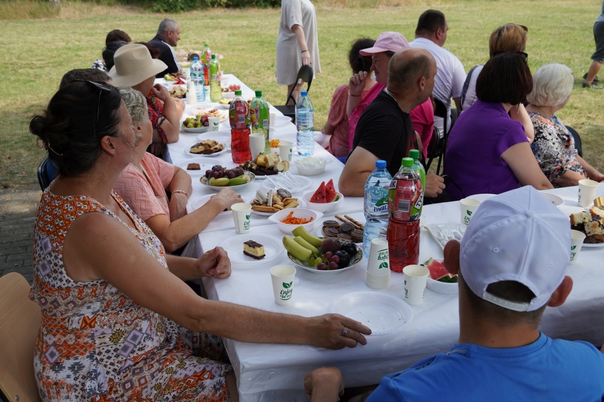 Dzień Rodziny w Środowiskowym Domu Samopomocy w Czarnowie [11.07.2024] - zdjęcie #41 - eOstroleka.pl
