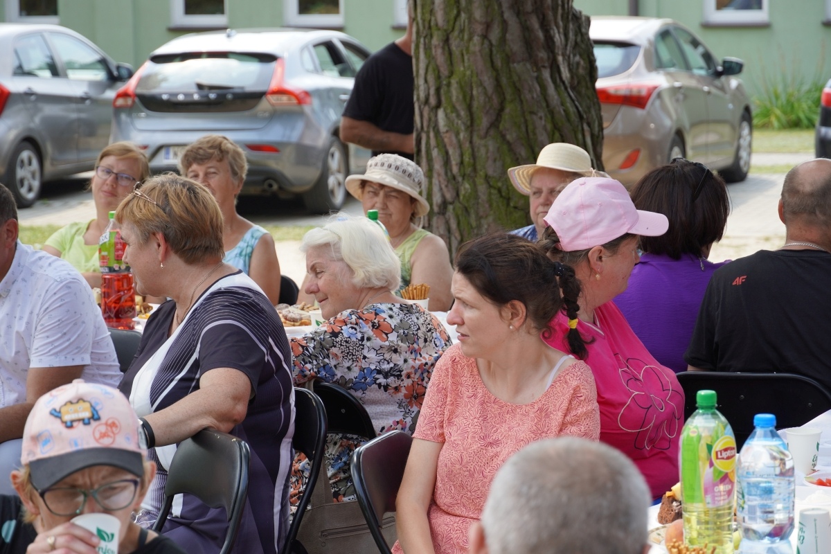 Dzień Rodziny w Środowiskowym Domu Samopomocy w Czarnowie [11.07.2024] - zdjęcie #29 - eOstroleka.pl