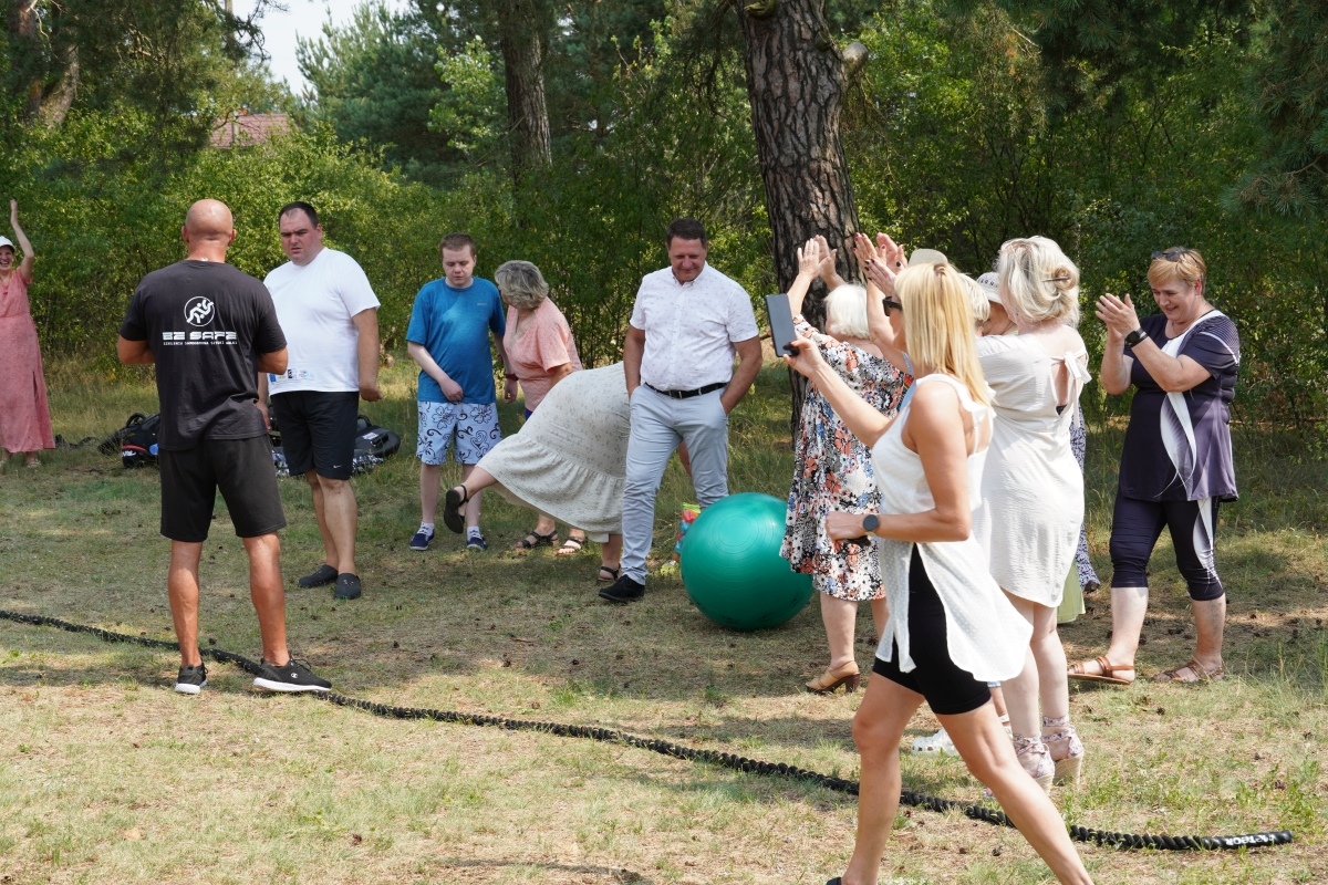 Dzień Rodziny w Środowiskowym Domu Samopomocy w Czarnowie [11.07.2024] - zdjęcie #2 - eOstroleka.pl