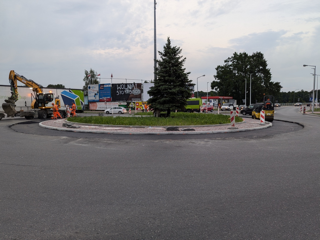 Przebudowa ronda Siemowita III [13.07.2024] - zdjęcie #8 - eOstroleka.pl