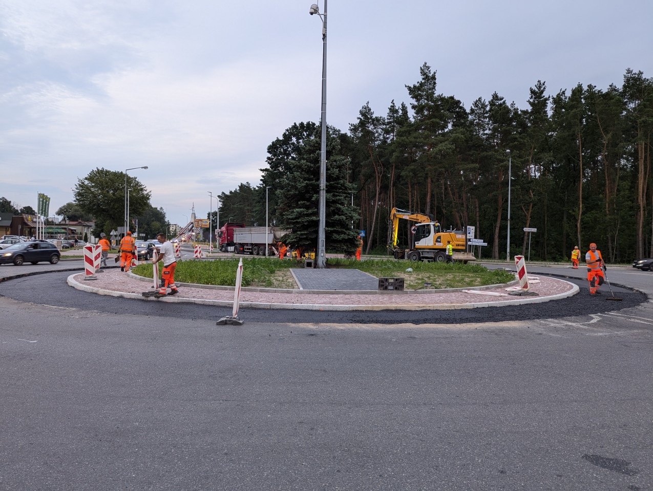Przebudowa ronda Siemowita III [13.07.2024] - zdjęcie #3 - eOstroleka.pl
