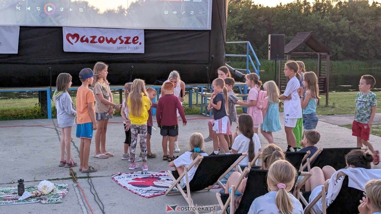 Letnie Kino Plenerowe [13.07.2024] - zdjęcie #12 - eOstroleka.pl