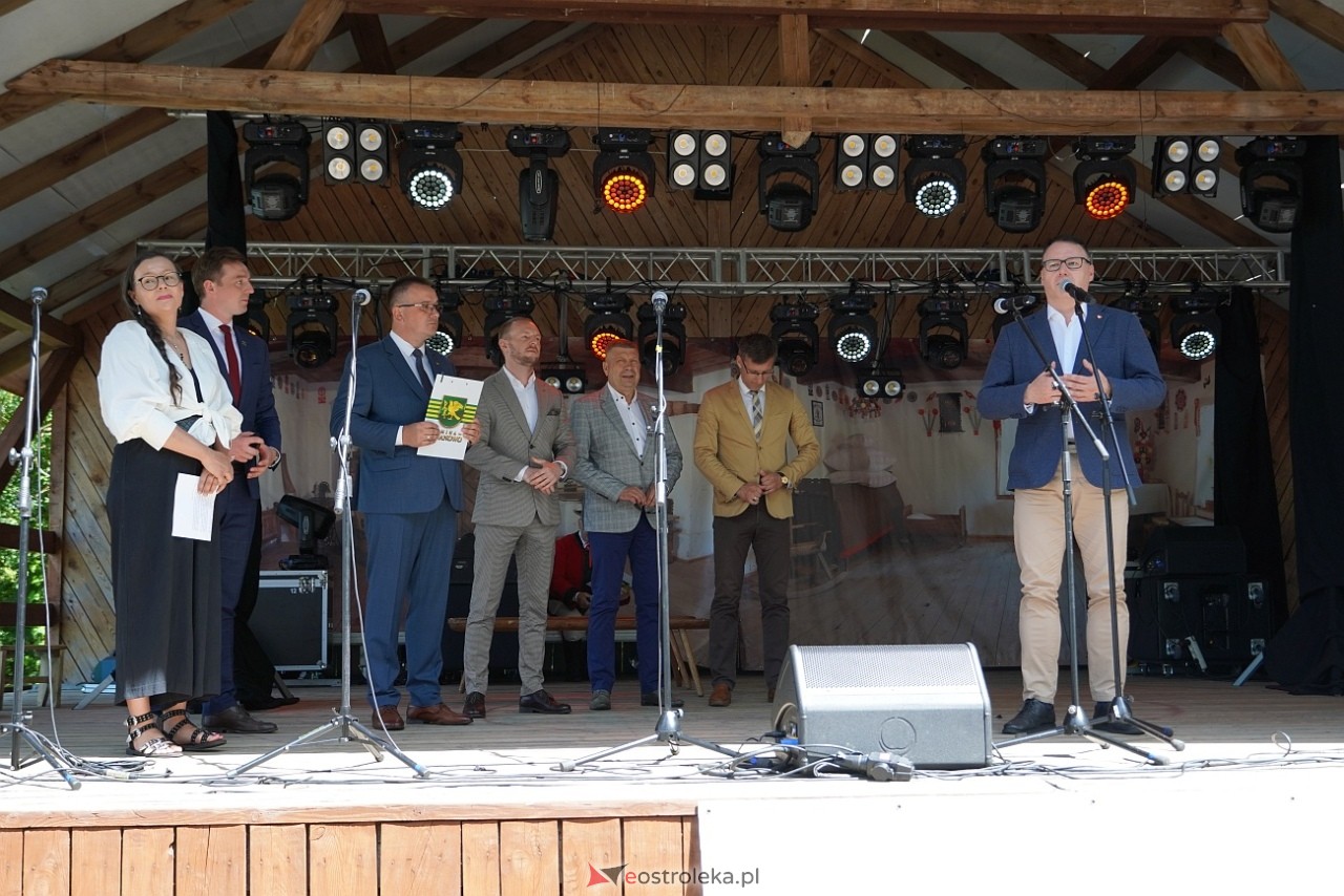 43. Święto Folkloru Kurpiowskiego w Zawadach [14.07.2024] - zdjęcie #69 - eOstroleka.pl
